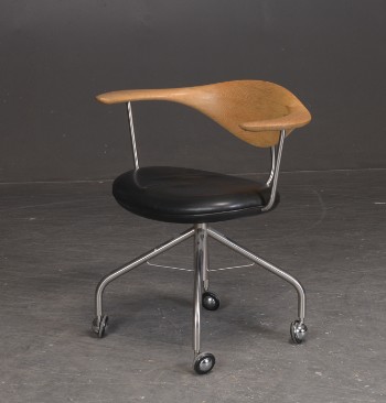 H. J. Wegner. Kontorstol, model PP502 Swivel Chair