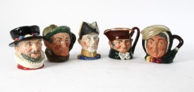 Royal Doulton mm.: Samling Toby Jugs af fajance (5)