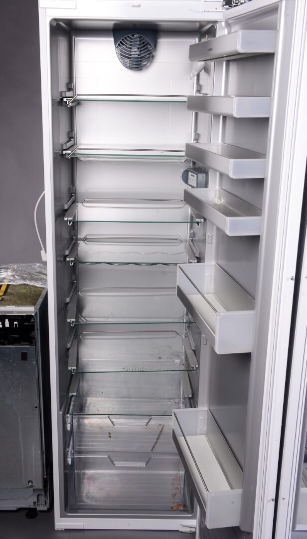 Boffi Køkken med Corian plade og Gaggenau hvidevarer