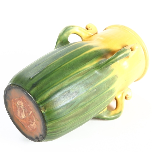Kähler / Herman H. C. Kähler. Skønvirke vase, glaseret lertøj.
