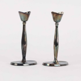 Cohr: A pair of silver candlesticks (2)