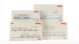 Märklin 33743+42902+47898+47121 Delta HO: Diesel locomotive BR 216 with 3 car sets (4)