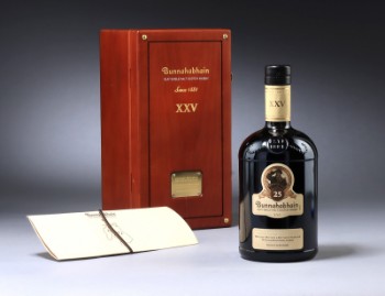 Whisky. Bunnahabhain Islay Single Malt 25 years, 46,3%