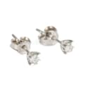 Nuran: A pair of 'Copenhagen' diamond solitaire ear studs of 14k white gold, 0.30 ct. (2)