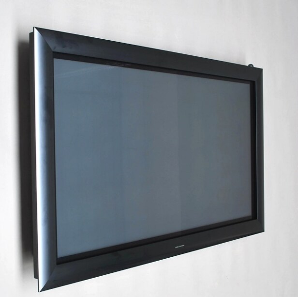 Bang & Olufsen. BeoVision 4 - 50'' Full HD fladskærm (D10 panel) med BeoSystem 3 
