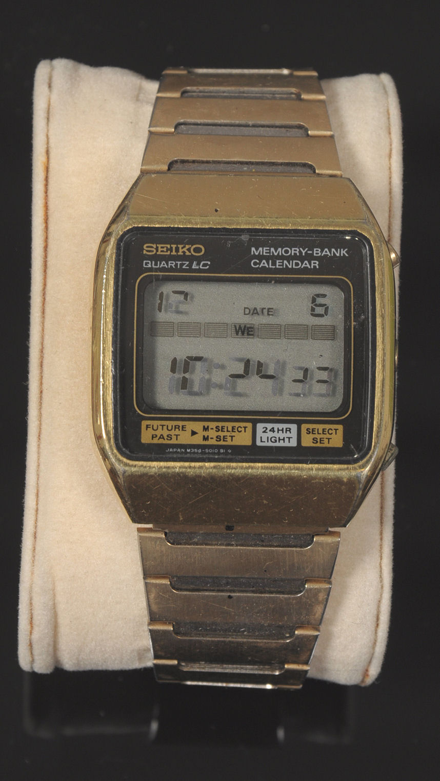 Seiko LC MemoryBank Calendar Quartz herreur.