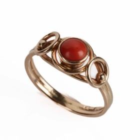 202406720 Coral ring of 14 kt gold, Size 53