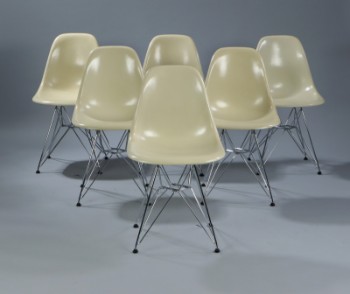Charles Eames. Sæt på seks skalstole, model DSR glasfiber  (6)