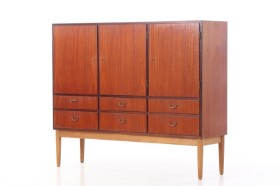 Teak and oak sideboard / linen cupboard, 1950-60s