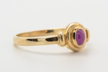 Ring med rubin af 8 kt. guld, str. 54