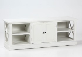 Sideboard in white painted wood