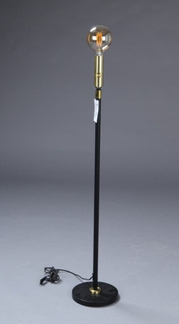 Tala Poise. Justerbar standerlampe.