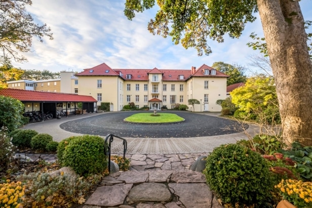 Silkeborg - Ophold med gastronomi for 6 personer på Gl. Skovridergaard Hotel og konferencecenter