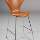 Arne Jacobsen. 7'er barstol, model 3187, nybetrukket