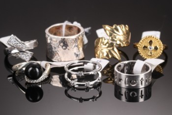 Lea design m.fl. Syv ringe af sterling sølv (7)