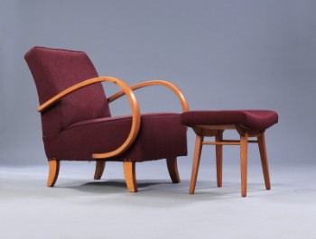 Jindrich Halabala. Overpolstret lounge/lænestol med fodskammel i formbøjet birketræ fra 40erne