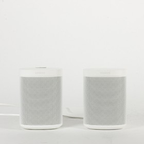 Sonos. Et par sonos højtalere. Sonos one s13 samt sonos SL s38 (3)