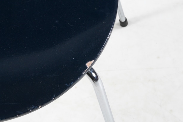 Arne Jacobsen. Myren. Seks spisestole / stabelstole, model 3101 (6)