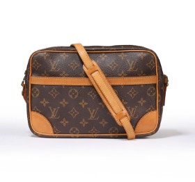 Louis Vuitton. 'Trocadéro', shoulder bag / cross body bag by Monogram Canvas