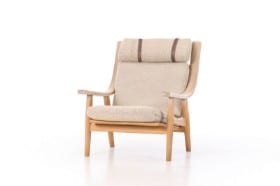 Hans J. Wegner. Lænestol af egetræ, model 'GE-530'