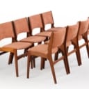 Erik Buch. Et sæt på otte stole af teak, model 89 (8)