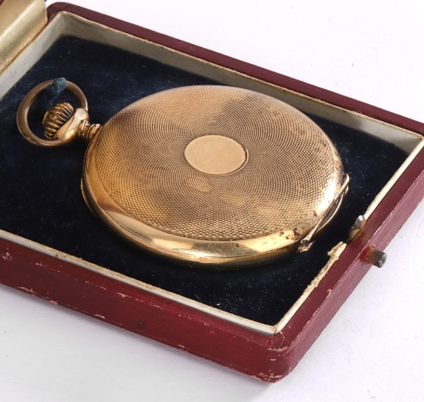 Double-cased men's pocket watch made of 14 kt. gold