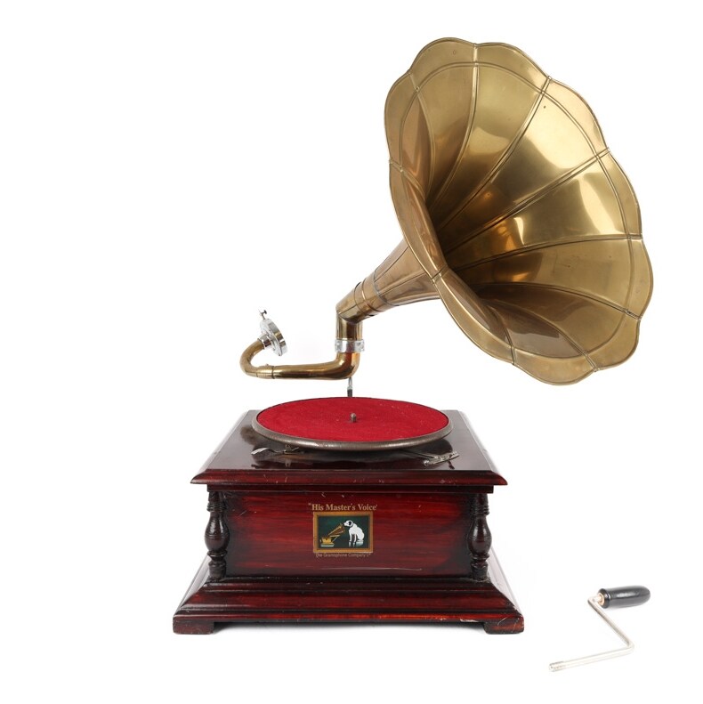 His Master's Voice: 78-pladeafspiller med højttalertragt af messing ...