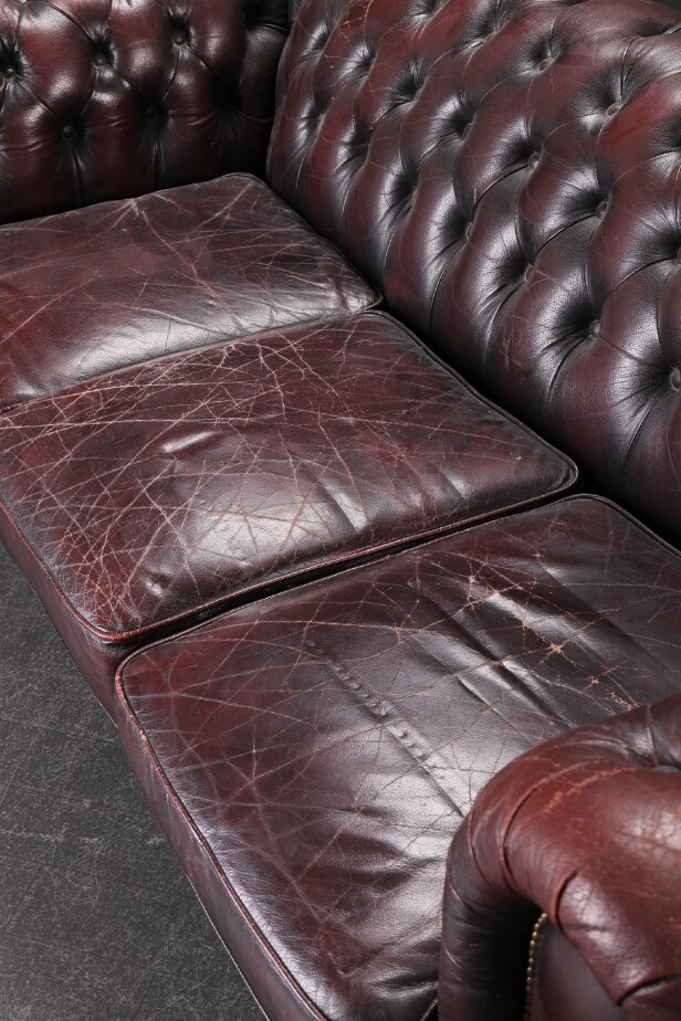 Chesterfield sofa af læder Denne vare er sat til omsalg under nyt varenummer 4421691
