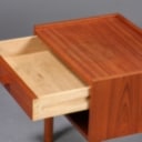 Hans J. Wegner. Sengebord af teak