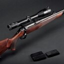 Jagtriffel Sauer 202 Classic kal. 9,3x62 med Zeiss Diavari 2,5x10-48 m/skinne og sigte 4 samt ekstra 5 skuds magasin.
