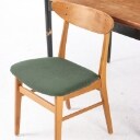 Farstrup m.fl. Spisebord samt stol (2)