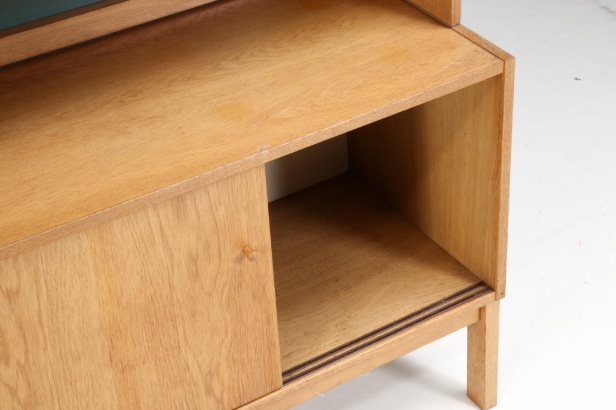 Royal Board shelving system, oak
