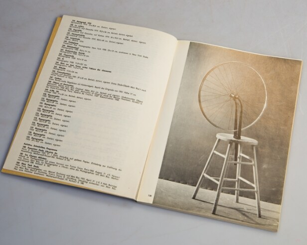 Konvolut Dada-Literatur, Hausmann: Am Anfang war Dada 1957, Katalog und Ausstellungsplakat Kunstverein Düsseldorf 1958, Arp/ Tzara: Die Geburt des Dada (4)