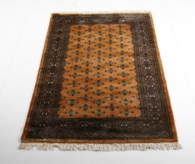 Pakistani carpet 215 x 143 cm