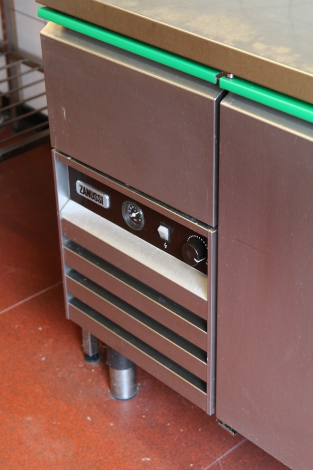 Rustfrit køkken/kølediske, Zanussi, Porkka (3)