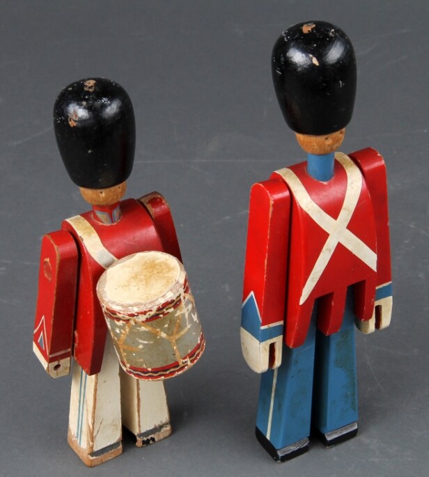Kay Bojesen. Soldat og garder (2) 