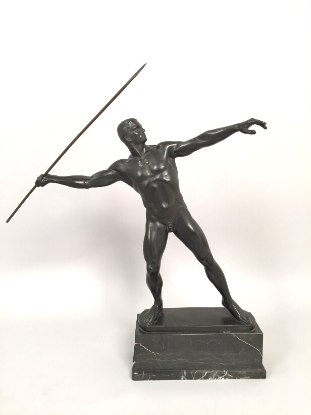 Stor skulptur efter Karl Möbius