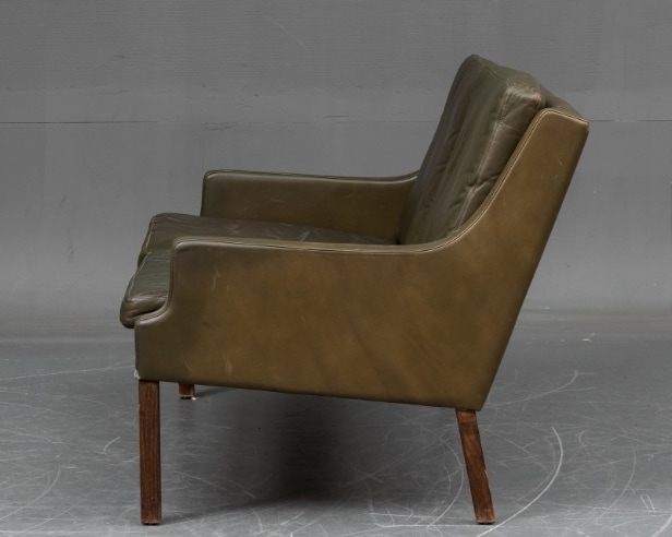 Georg Thams / Vejen Polstermøbelfabrik : To pers sofa og lænestol (2)