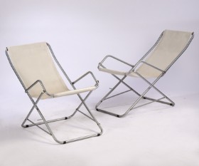 Emu. Et par 'Bahama' liggestole/ Deck Chair (2)