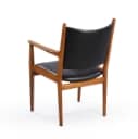Hans J. Wegner for Johannes Hansen. Armstol af teak, model 'JH-513'