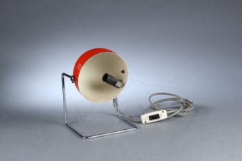 Napako. Bordlampe af rødfarvet metal fra 70erne, model 85104