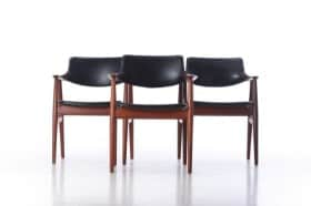 Svend Aage Eriksen for Glostrup Møbelfabrik. Tre armstole af teak, 1960-70'erne (3)