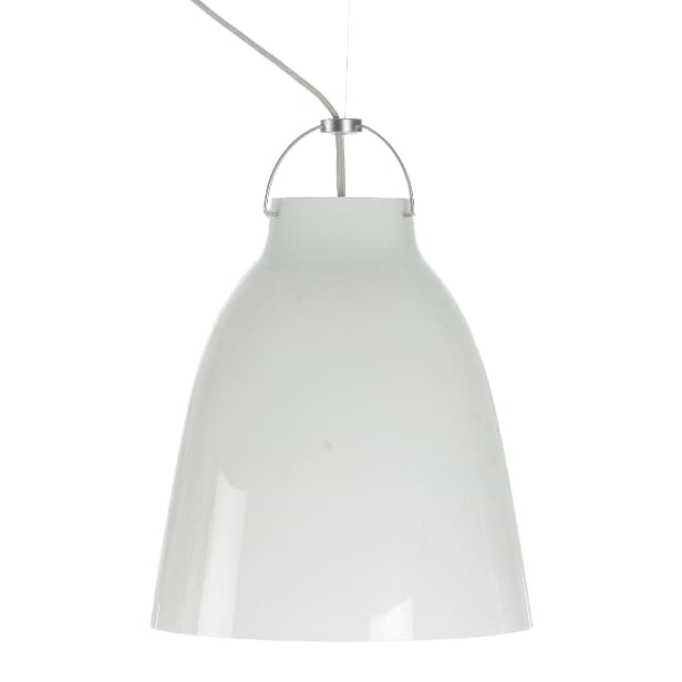 Cecilie Manz for Lightyears. Caravaggio pendel P3 - opal glas.