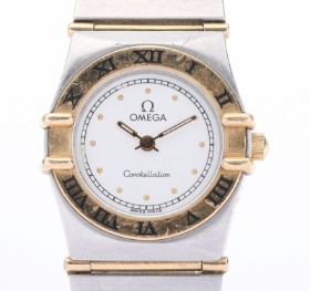 Damearmbåndsur fra Omega, model Constellation Lady, guld og stål