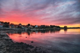 Mike Grønbech-Dam . ' Årsdale - Midsommer' , Digitalprint på lærred