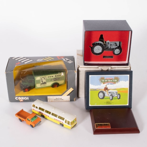 Britains Ferguson Anniversary  Edition Corgi Bedford O Serie Van (2)