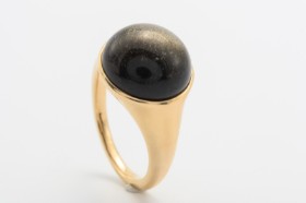 Ring med cabochonsleben Obsidian, 14 kt. guld