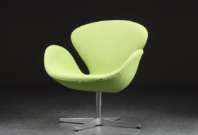 Arne Jacobsen. Lænestol, 'Svanen', model 3320