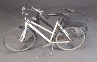 cykler. (2) Lauritz.com