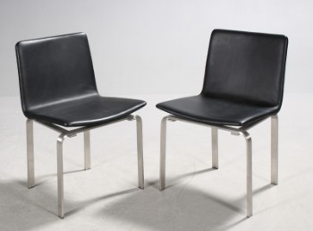 Jørgen Høj. Par spisestole, sort læder, børstet stål (2)